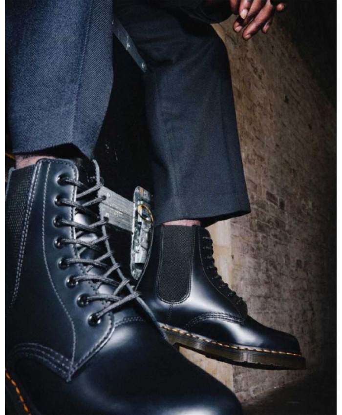 
            1460 Harper Smooth Leather Lace Up Boots BLACK        