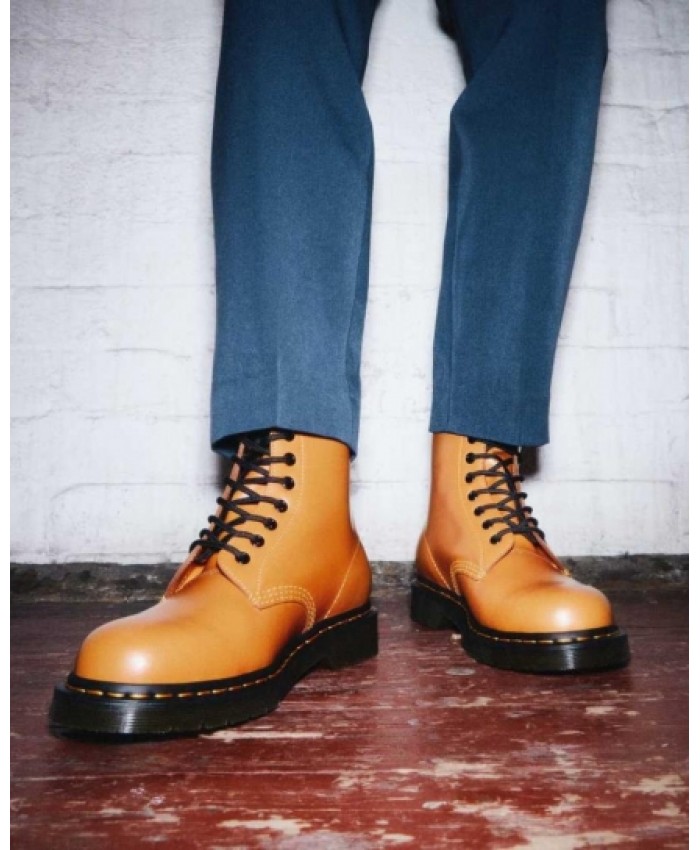 
            1460 Smooth Leather Lace Up Boots PUMPKIN ORANGE        