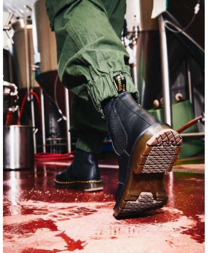 
            2976 Slip Resistant Leather Chelsea Boots BLACK        